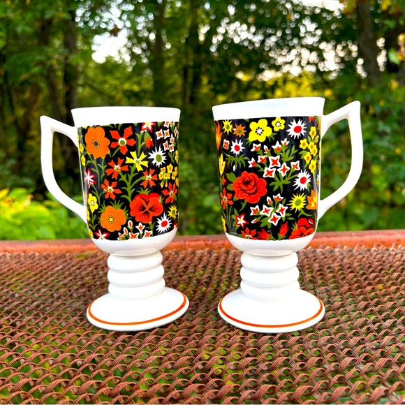 Two Vintage Ceramic Pedestal Mugs with Flowers - Picture 1 of 4